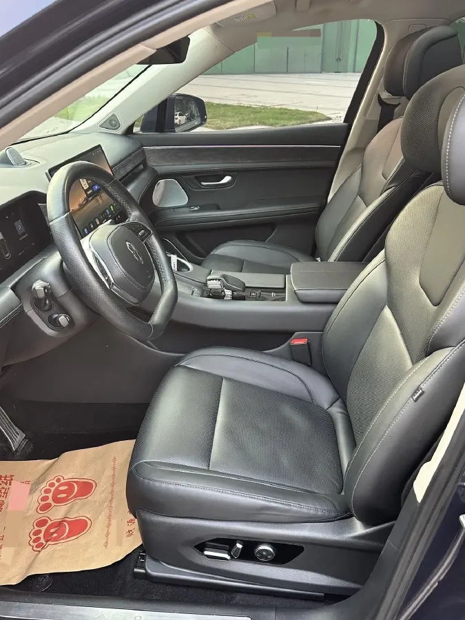 2022 Isuzu Mu-X 2.0T 220HP L4 8AT,autocango,china used car exporter,china ev exporter,chinese used car exporter,chinese used ev exporter