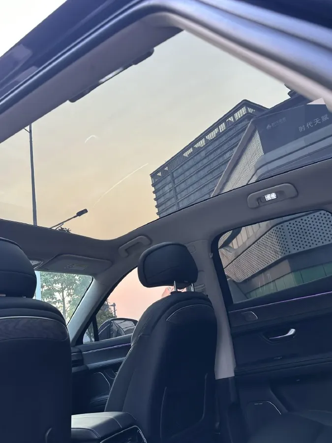 2022 Isuzu Mu-X 2.0T 220HP L4 8AT,autocango,china used car exporter,china ev exporter,chinese used car exporter,chinese used ev exporter