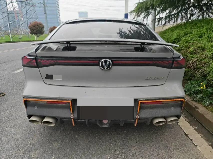 2023 ChangAn UNI-V 1.5T 188HP L4 7DCT,autocango,china used car exporter,china ev exporter,chinese used car exporter,chinese used ev exporter