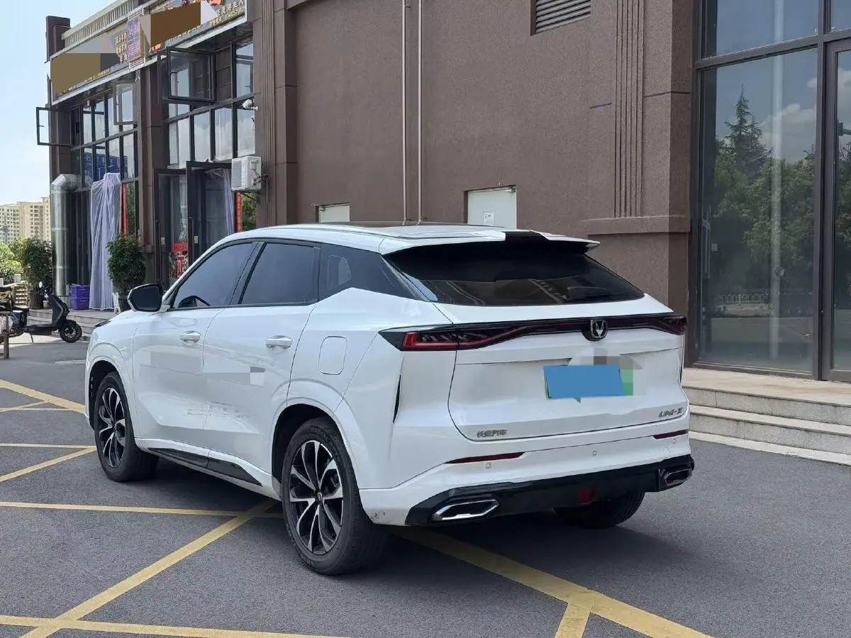 2024 ChangAn UNI-Z 1.5L 98HP L4 E-CVT PHEV 18.4KWH,autocango,china used car exporter,china ev exporter,chinese used car exporter,chinese used ev exporter