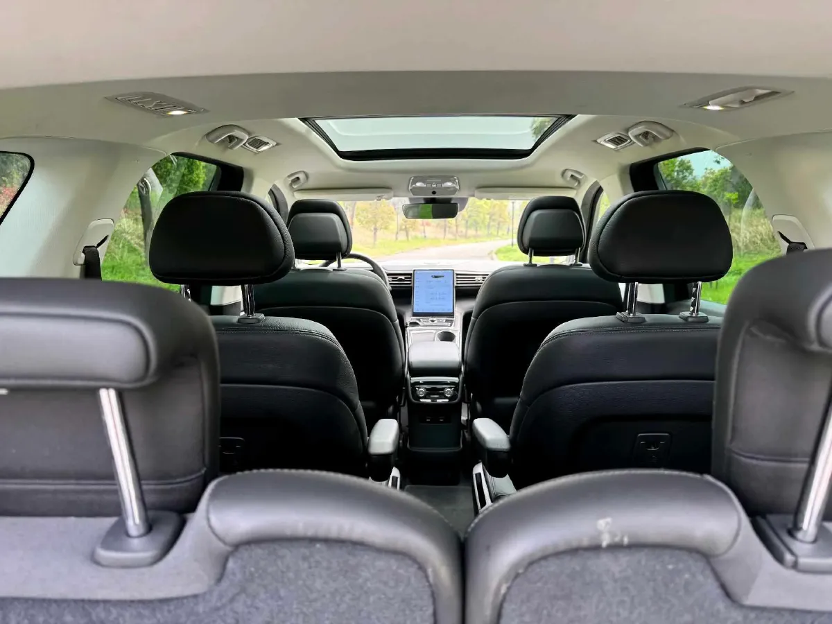 2020 NIO ES8 BEV 70KWH,autocango,china used car exporter,china ev exporter,chinese used car exporter,chinese used ev exporter