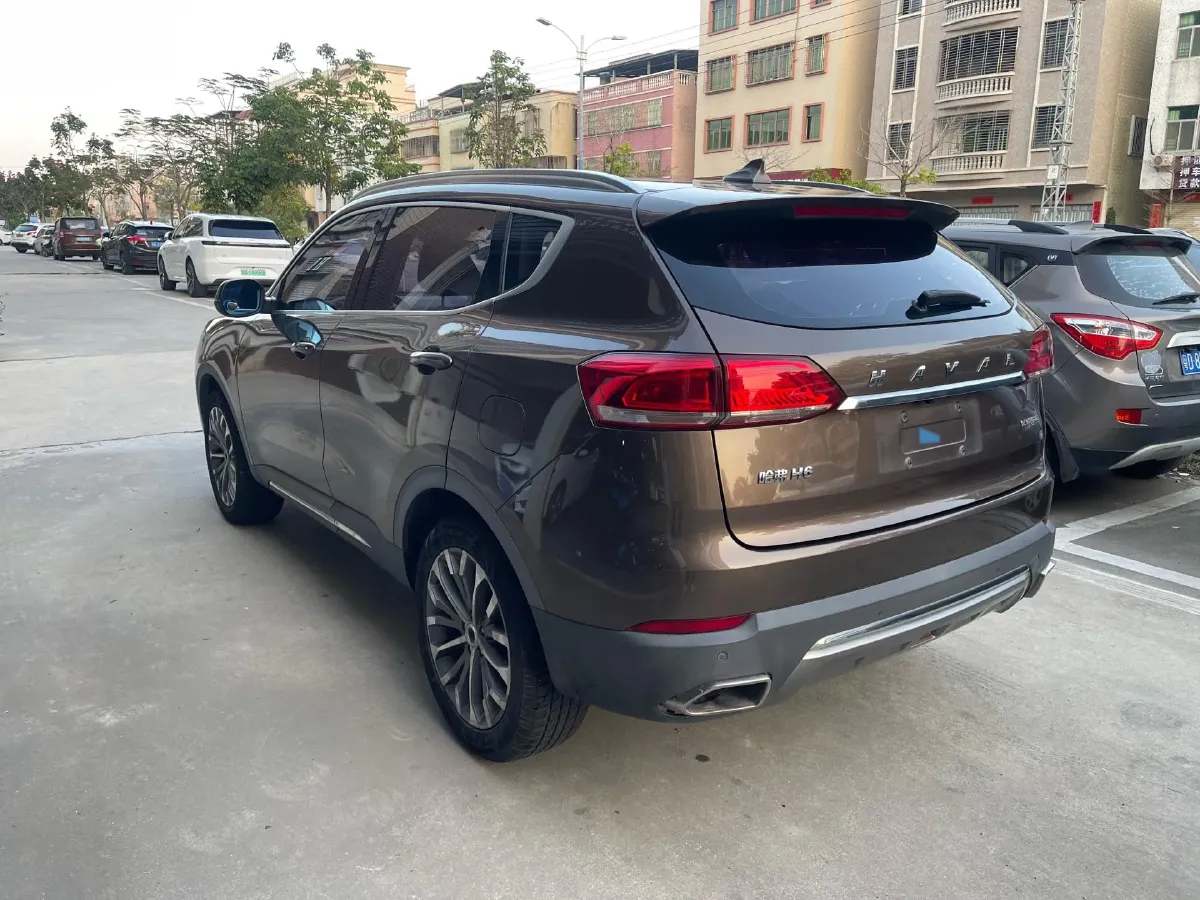 2018 Haval H6 1.5T 169HP L4 7DCT,autocango,china used car exporter,china ev exporter,chinese used car exporter,chinese used ev exporter