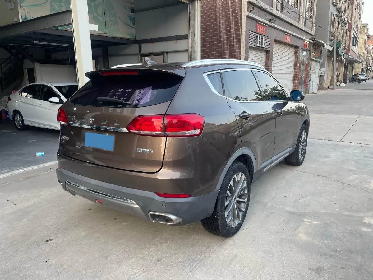 2018 Haval H6 1.5T 169HP L4 7DCT,autocango,china used car exporter,china ev exporter,chinese used car exporter,chinese used ev exporter