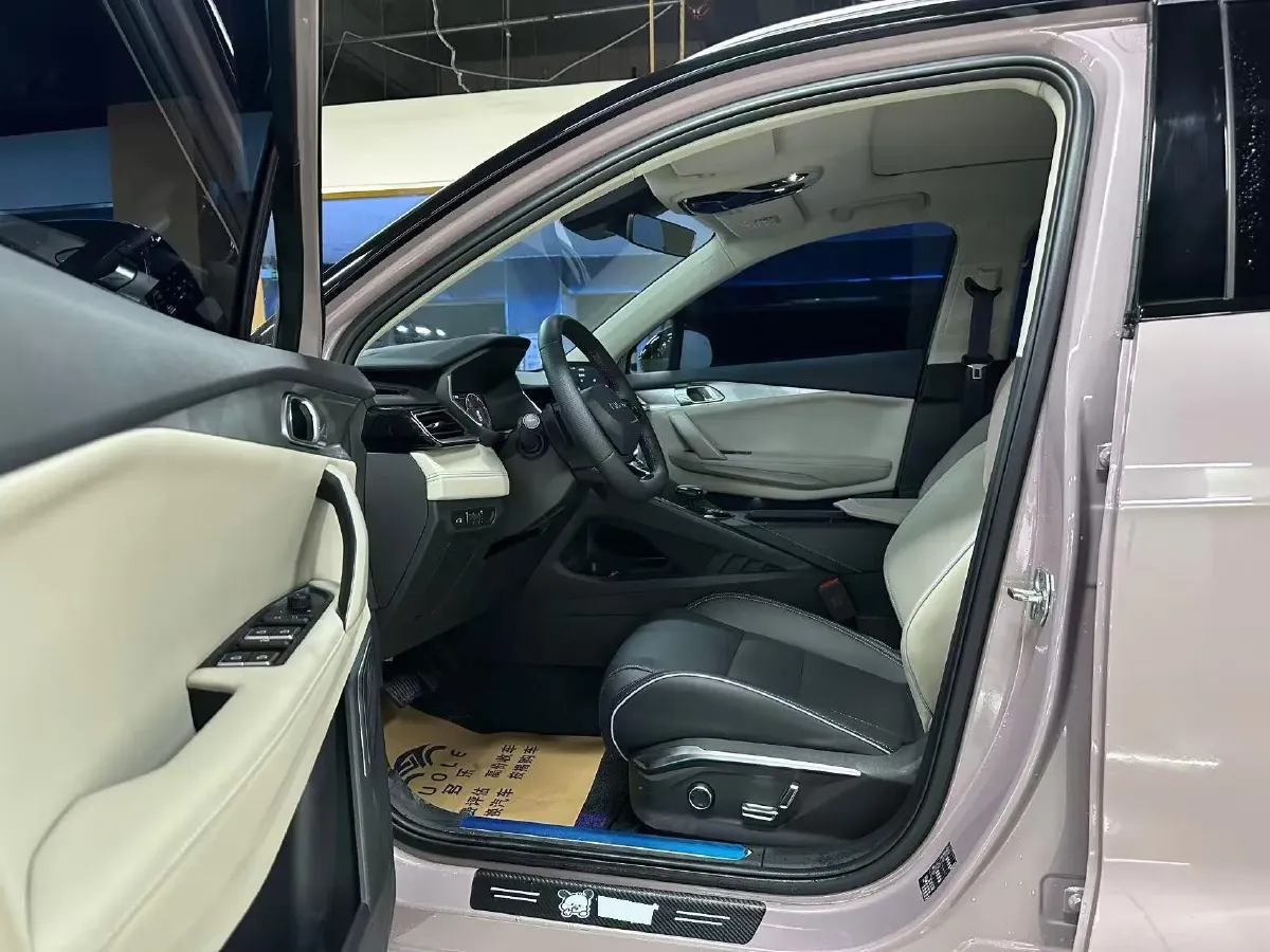 2023 LYNK&CO 03 1.5T 181HP L4 7DCT,autocango,china used car exporter,china ev exporter,chinese used car exporter,chinese used ev exporter