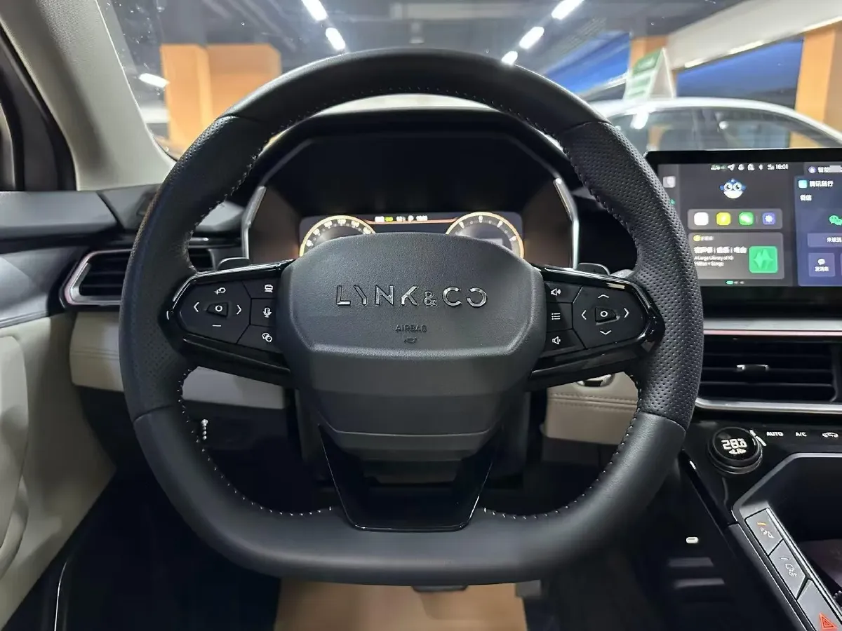 2023 LYNK&CO 03 1.5T 181HP L4 7DCT,autocango,china used car exporter,china ev exporter,chinese used car exporter,chinese used ev exporter