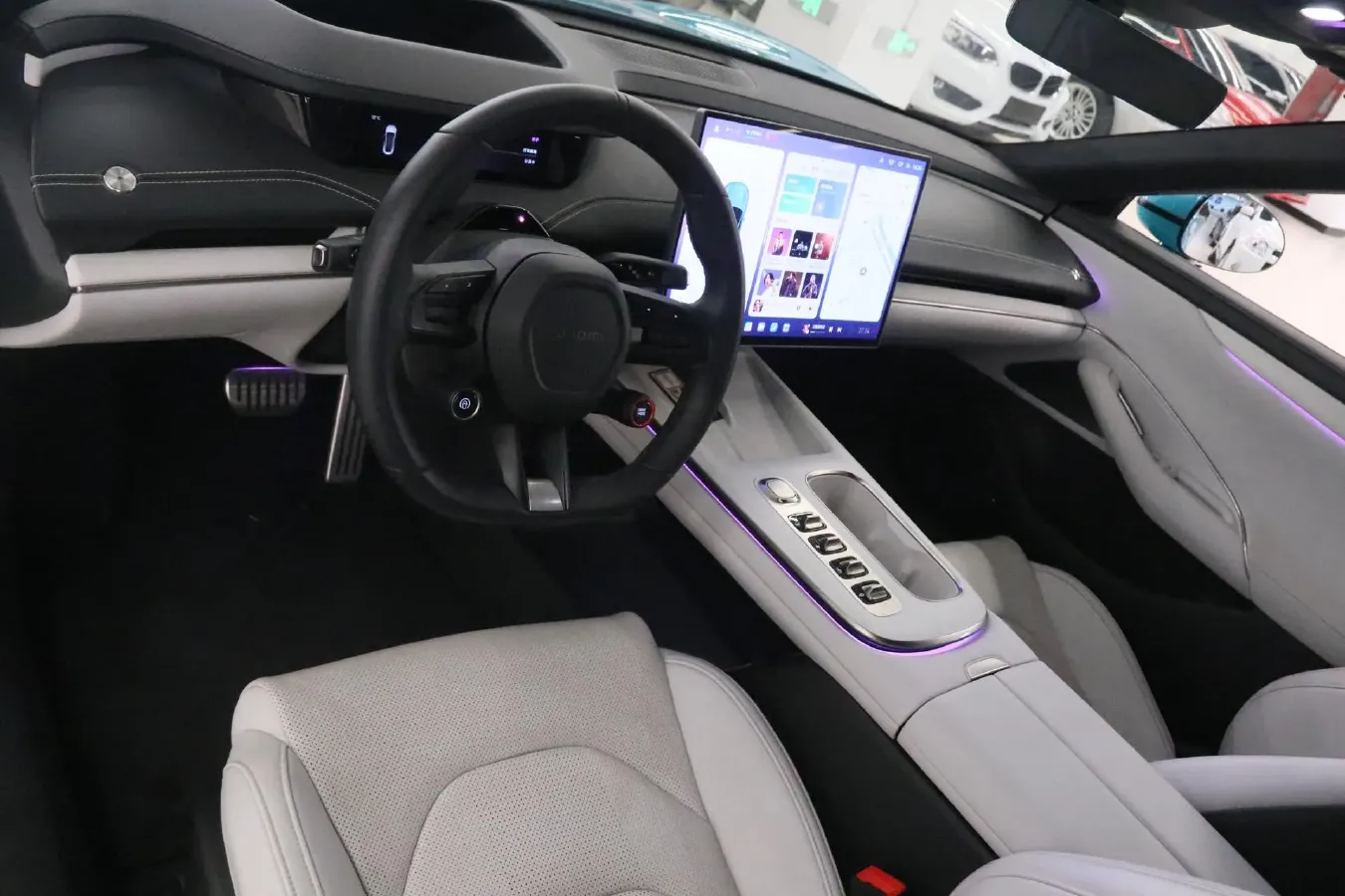 2024 MI SU7 BEV 101KWH,autocango,china used car exporter,china ev exporter,chinese used car exporter,chinese used ev exporter