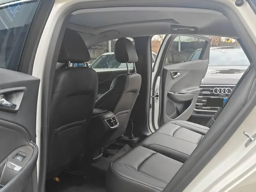 2022 Chevrolet Malibu XL 1.5T 169HP L4 9AT,autocango,china used car exporter,china ev exporter,chinese used car exporter,chinese used ev exporter