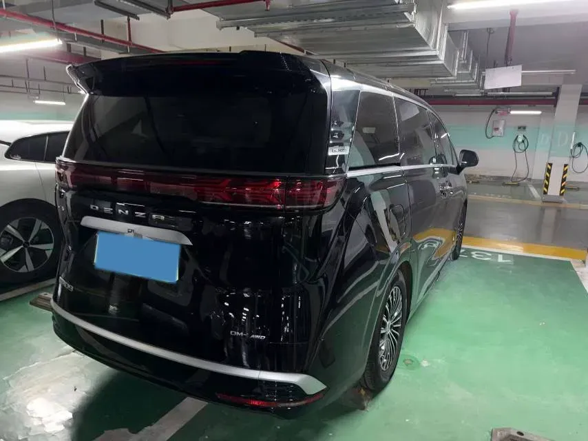 2024 Denza D9 1.5T 139HP L4 E-CVT PHEV 40KWH,autocango,china used car exporter,china ev exporter,chinese used car exporter,chinese used ev exporter