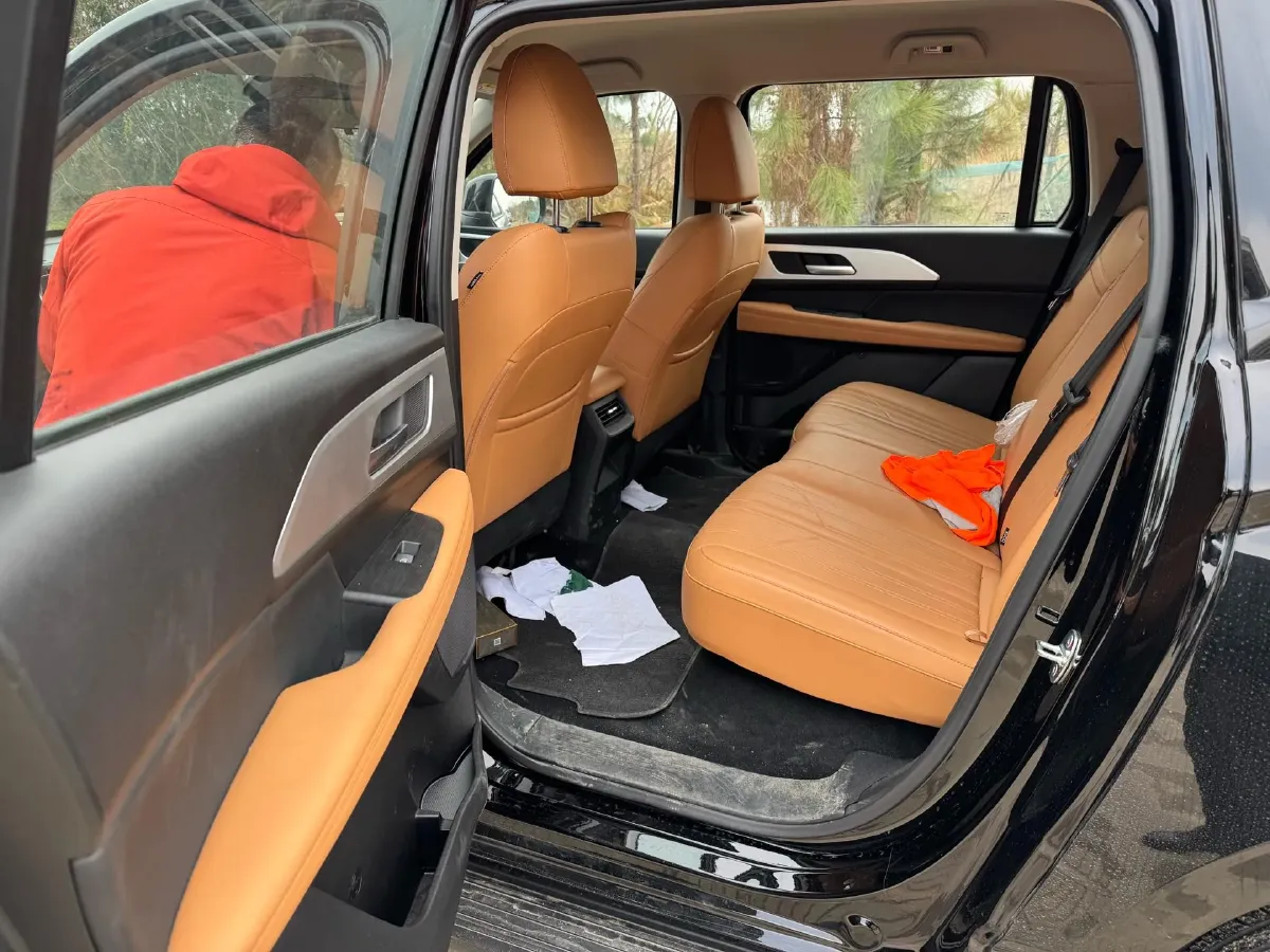 2025 Haval H5 2.0T 224HP L4 8AT,autocango,china used car exporter,china ev exporter,chinese used car exporter,chinese used ev exporter