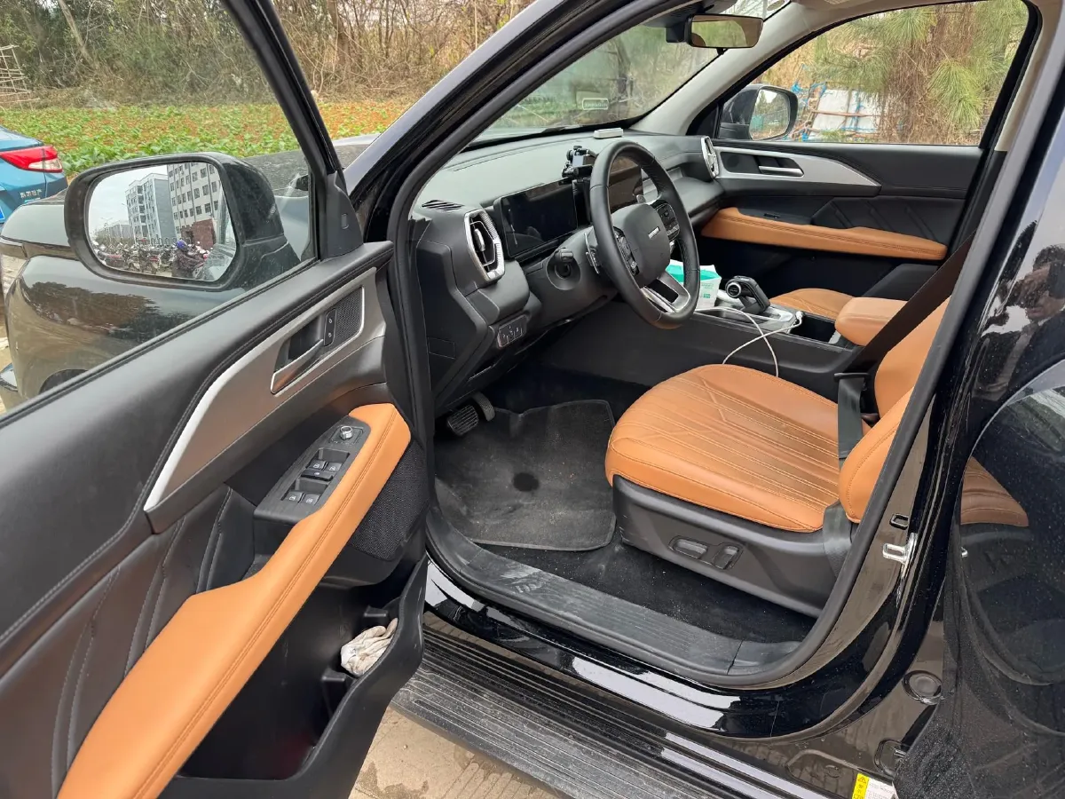 2025 Haval H5 2.0T 224HP L4 8AT,autocango,china used car exporter,china ev exporter,chinese used car exporter,chinese used ev exporter