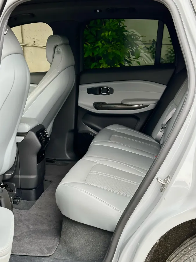 2022 NIO ES6 BEV 75KWH,autocango,china used car exporter,china ev exporter,chinese used car exporter,chinese used ev exporter