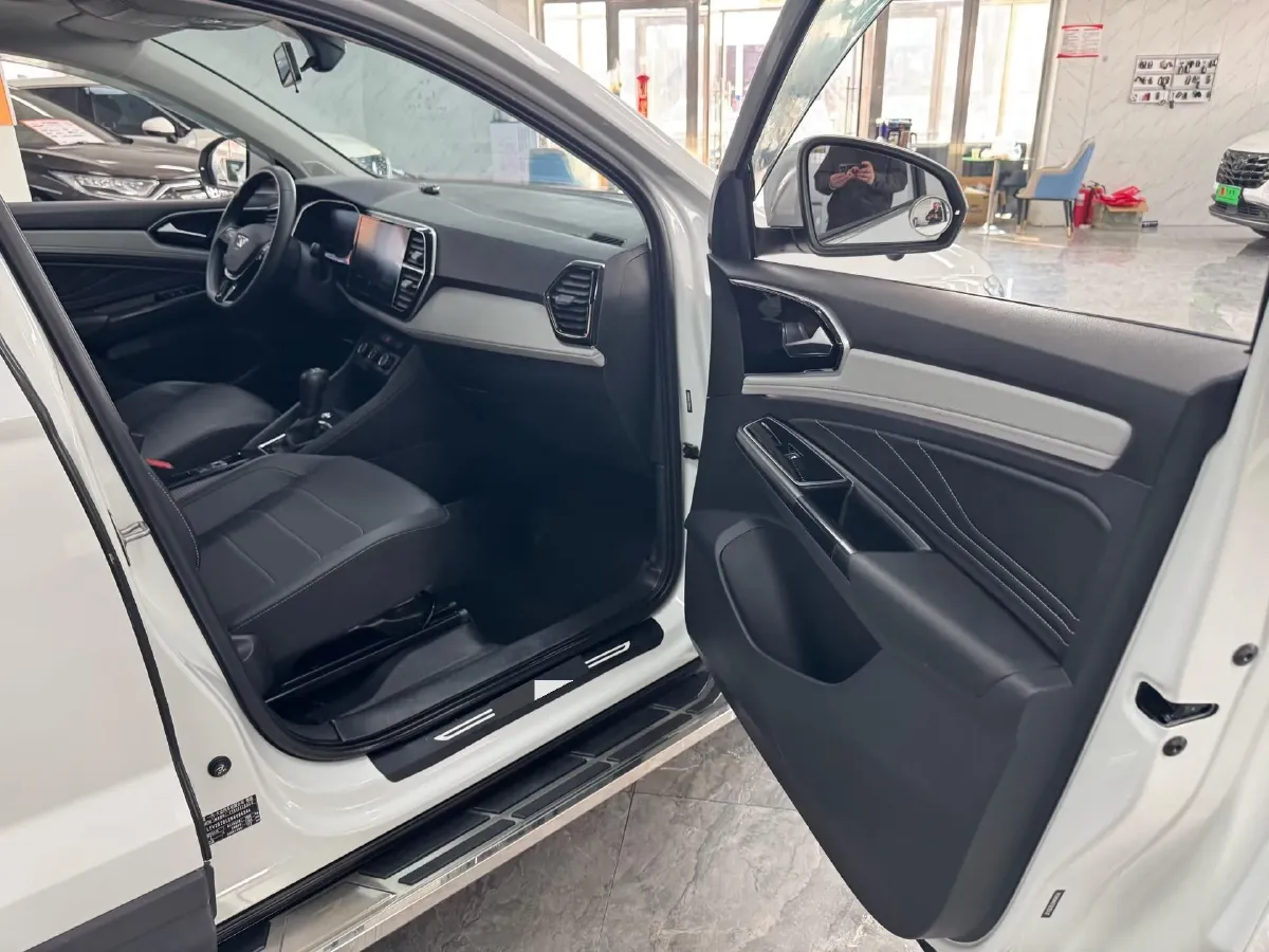 2022 Jetta VS7 1.4T 150HP L4 6AT,autocango,china used car exporter,china ev exporter,chinese used car exporter,chinese used ev exporter