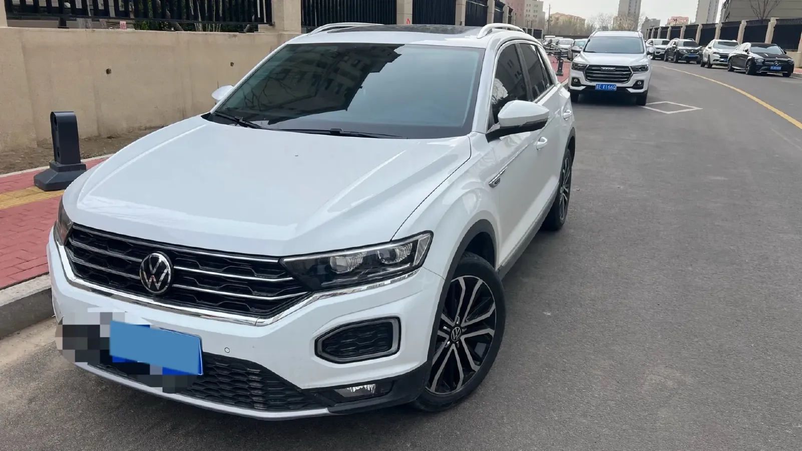 2022 Volkswagen T-Roc 1.4T 150HP L4 7DCT,autocango,china used car exporter,china ev exporter,chinese used car exporter,chinese used ev exporter