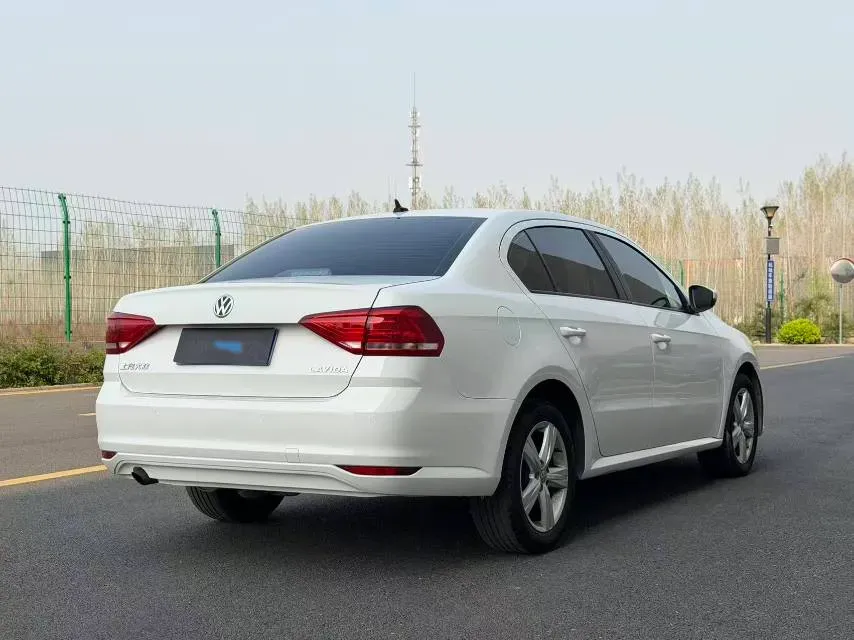 2017 Volkswagen Lavida 1.6L 110HP L4 6AT,autocango,china used car exporter,china ev exporter,chinese used car exporter,chinese used ev exporter