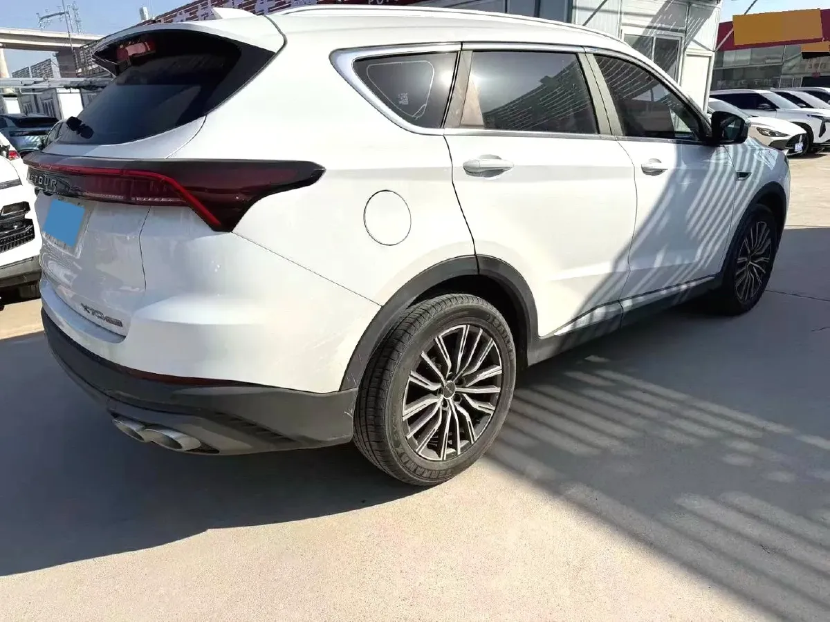 2023 ChangAn Oshan X7 Plus 1.5T 188HP L4 7DCT,autocango,china used car exporter,china ev exporter,chinese used car exporter,chinese used ev exporter
