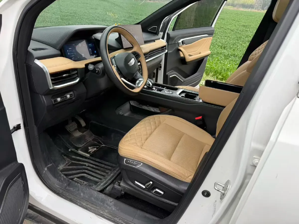 2023 Geely Okavango L 2.0T 218HP L4 7DCT,autocango,china used car exporter,china ev exporter,chinese used car exporter,chinese used ev exporter