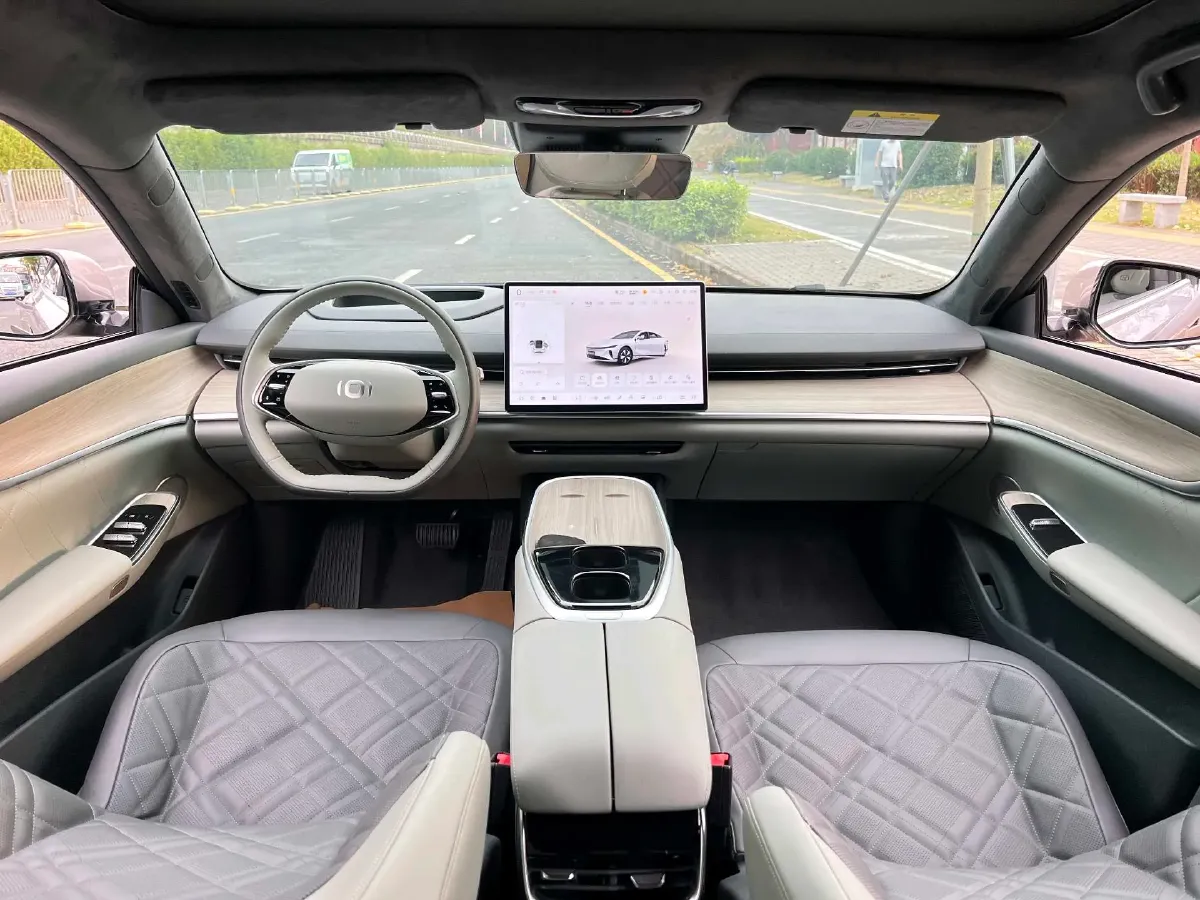 2023 ChangAn QiYuan A07 1.5L 95HP L4 REEV 28.4KWH,autocango,china used car exporter,china ev exporter,chinese used car exporter,chinese used ev exporter