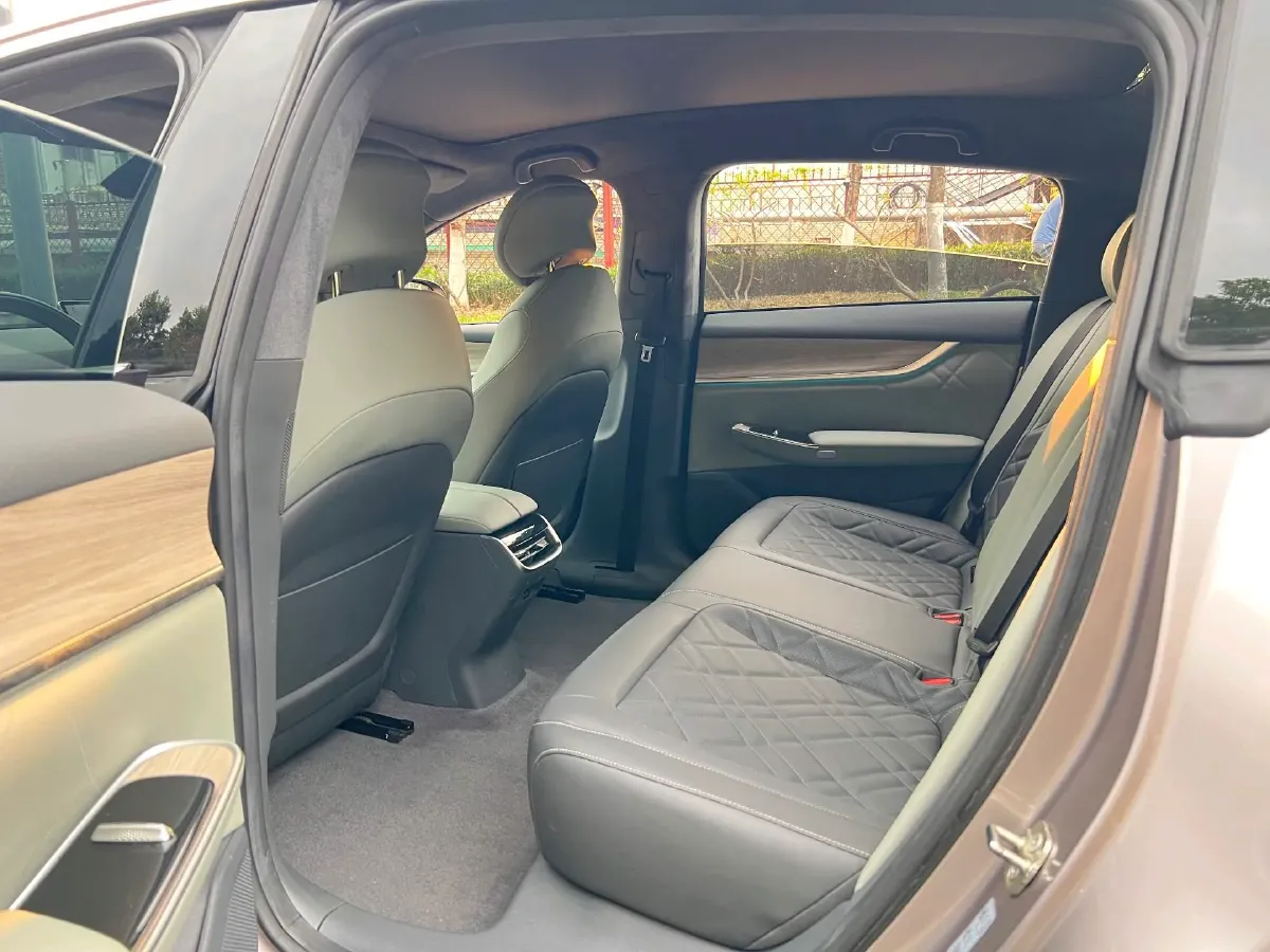 2023 ChangAn QiYuan A07 1.5L 95HP L4 REEV 28.4KWH,autocango,china used car exporter,china ev exporter,chinese used car exporter,chinese used ev exporter