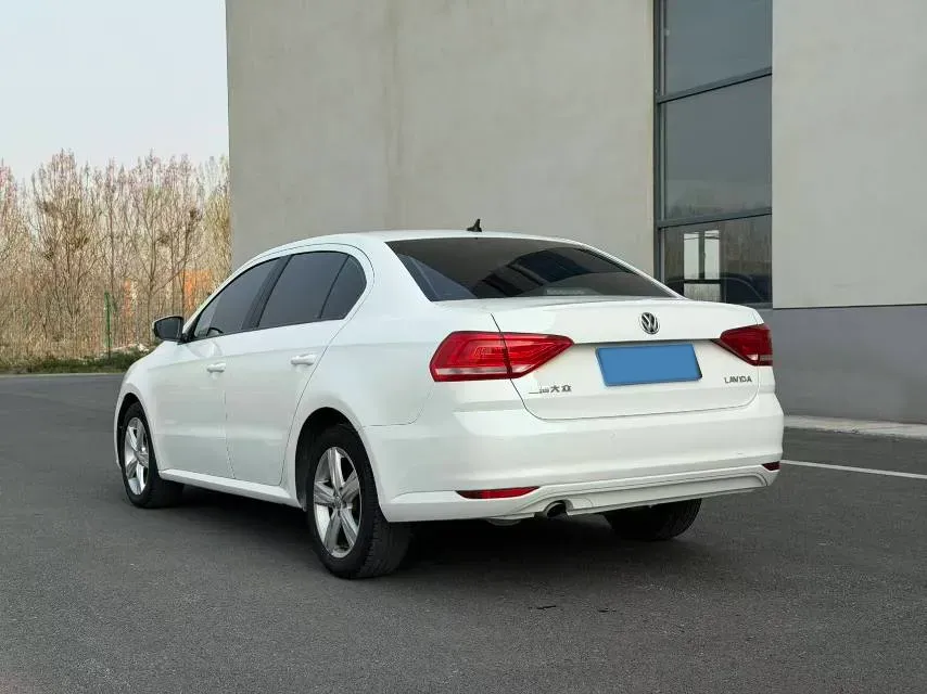 2017 Volkswagen Lavida 1.6L 110HP L4 6AT,autocango,china used car exporter,china ev exporter,chinese used car exporter,chinese used ev exporter
