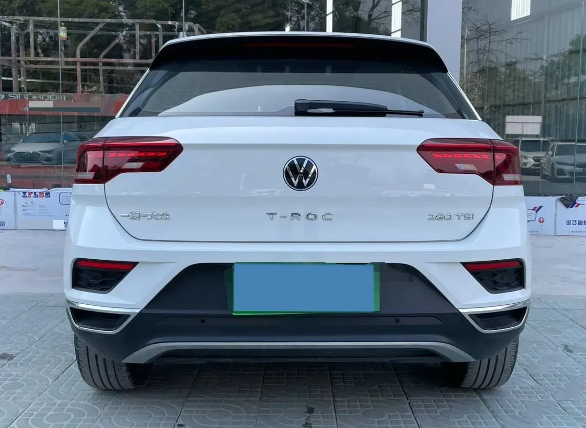 2022 Volkswagen T-Roc 1.4T 150HP L4 7DCT,autocango,china used car exporter,china ev exporter,chinese used car exporter,chinese used ev exporter