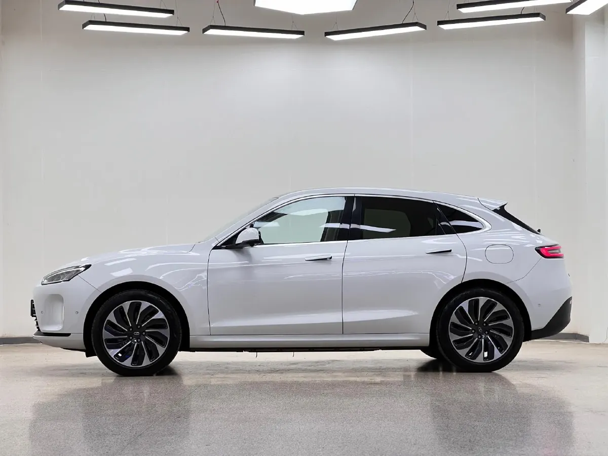 2022 Infiniti Q50L 2.0T 211HP L4 7AT,autocango,china used car exporter,china ev exporter,chinese used car exporter,chinese used ev exporter