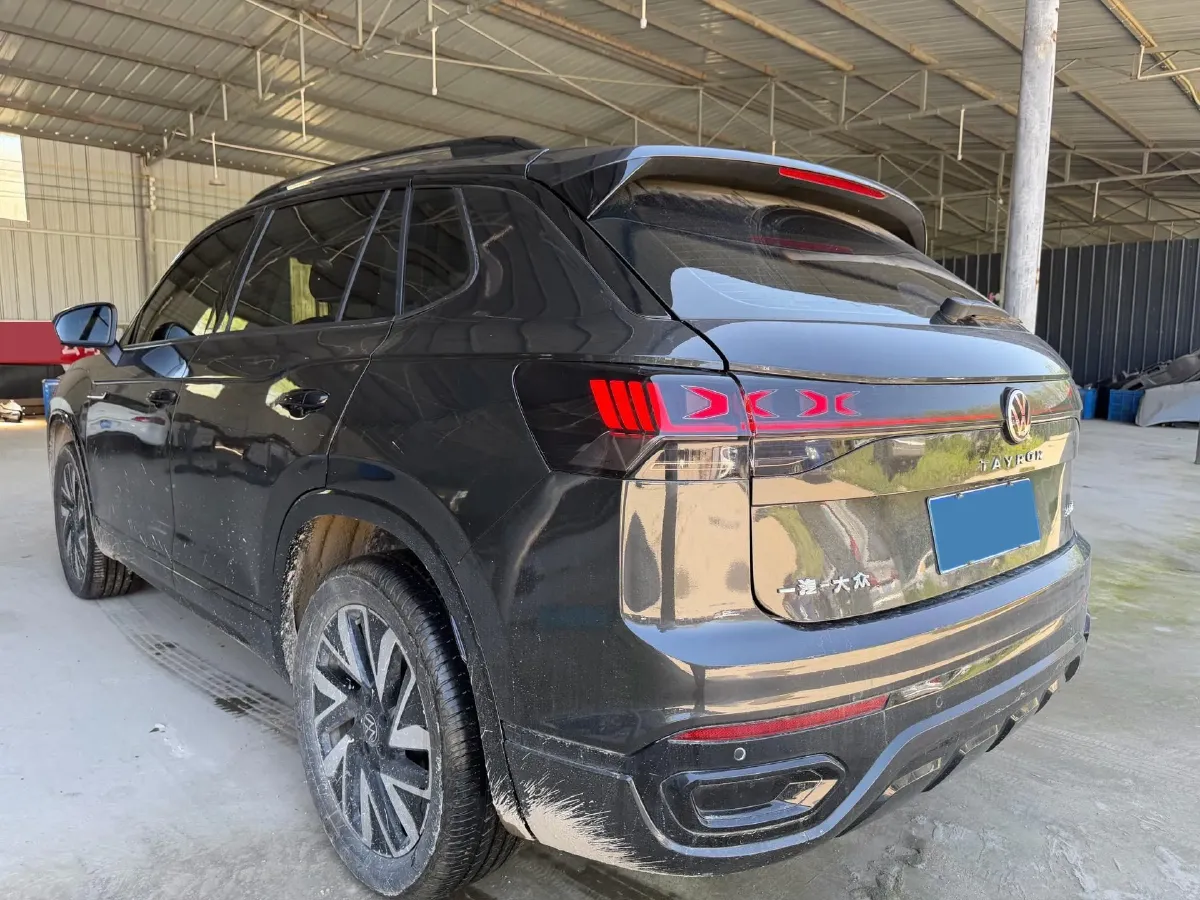 2023 Volkswagen Tayron 2.0T 220HP L4 7DCT,autocango,china used car exporter,china ev exporter,chinese used car exporter,chinese used ev exporter