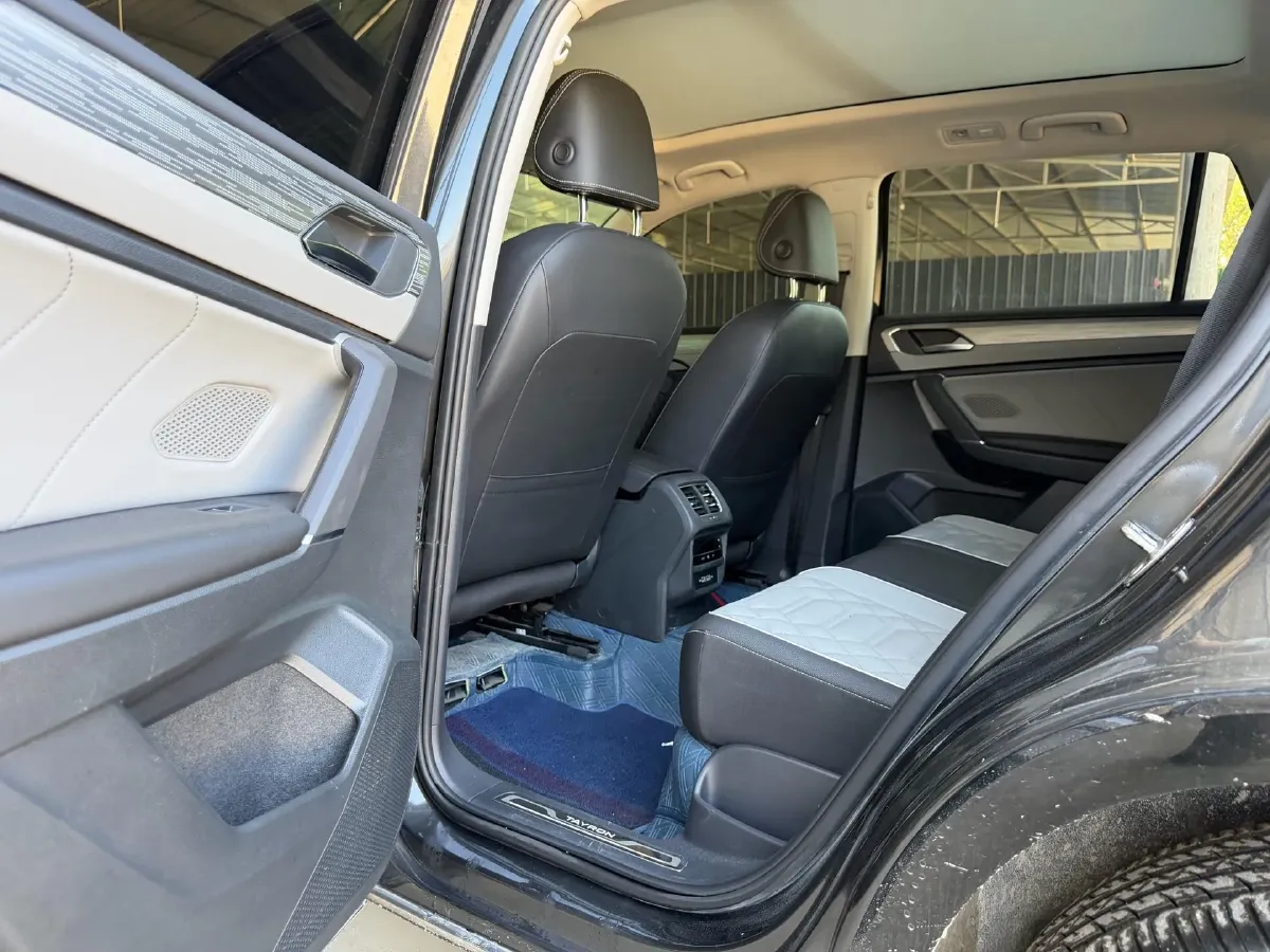 2023 Volkswagen Tayron 2.0T 220HP L4 7DCT,autocango,china used car exporter,china ev exporter,chinese used car exporter,chinese used ev exporter