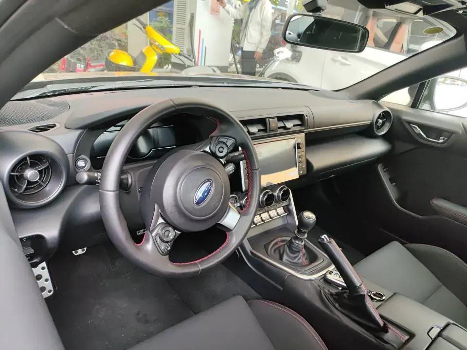 2024 Subaru Outback 2.5L 169HP H4 CVT,autocango,china used car exporter,china ev exporter,chinese used car exporter,chinese used ev exporter