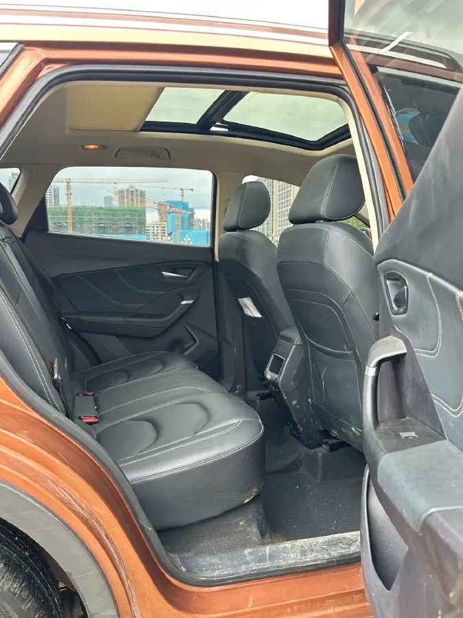 2019 FAW Jumpal D80 1.2T 143HP L4 7DCT,autocango,china used car exporter,china ev exporter,chinese used car exporter,chinese used ev exporter