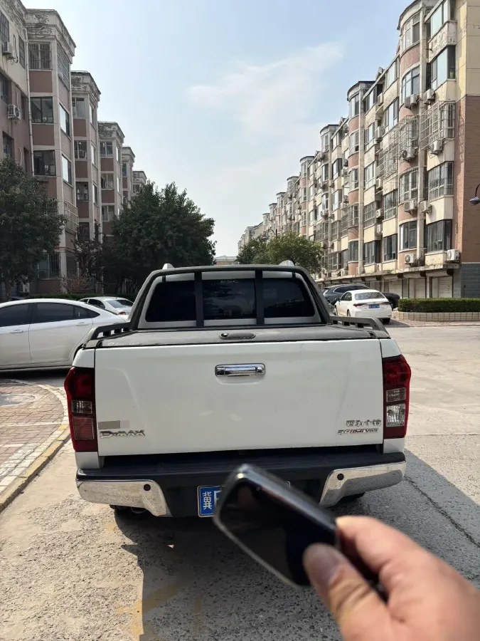 2018 Isuzu D-MAX 3.0T 177HP L4 6AT,autocango,china used car exporter,china ev exporter,chinese used car exporter,chinese used ev exporter