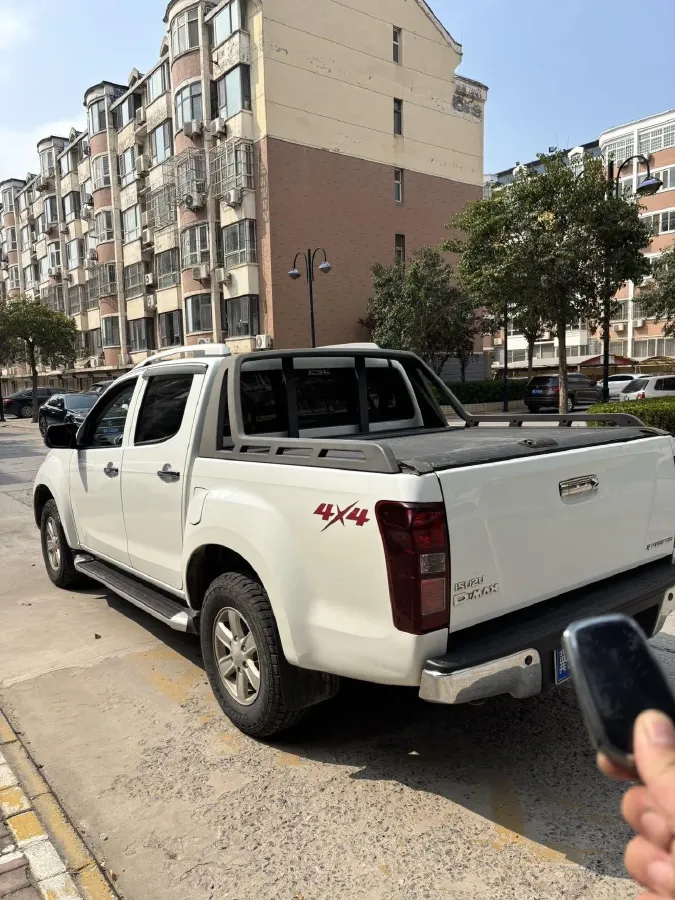2018 Isuzu D-MAX 3.0T 177HP L4 6AT,autocango,china used car exporter,china ev exporter,chinese used car exporter,chinese used ev exporter