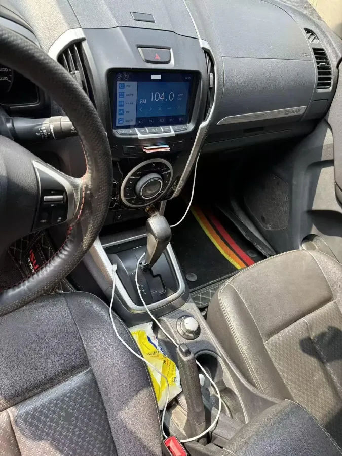 2018 Isuzu D-MAX 3.0T 177HP L4 6AT,autocango,china used car exporter,china ev exporter,chinese used car exporter,chinese used ev exporter