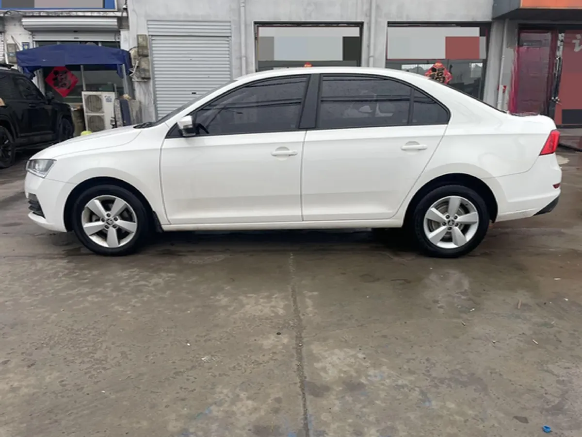 2020 DongFeng Aeolus YiXuan 1.5T 150HP L4 6DCT,autocango,china used car exporter,china ev exporter,chinese used car exporter,chinese used ev exporter