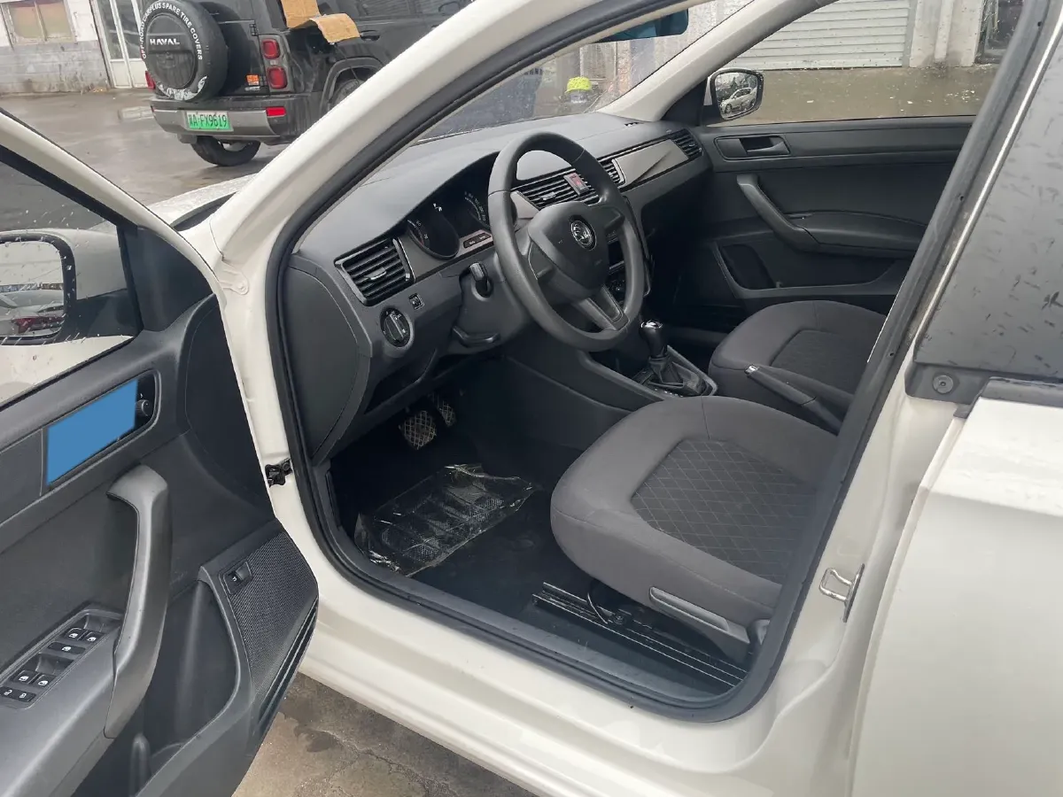 2020 DongFeng Aeolus YiXuan 1.5T 150HP L4 6DCT,autocango,china used car exporter,china ev exporter,chinese used car exporter,chinese used ev exporter