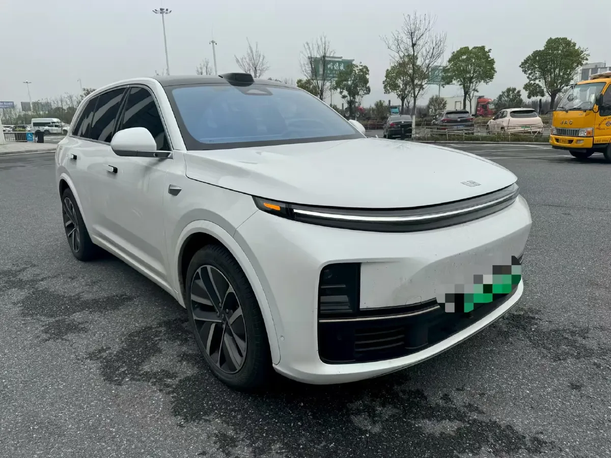 2024 Li L8 Range Extended 154HP REEV 52.3KWH,autocango,china used car exporter,china ev exporter,chinese used car exporter,chinese used ev exporter