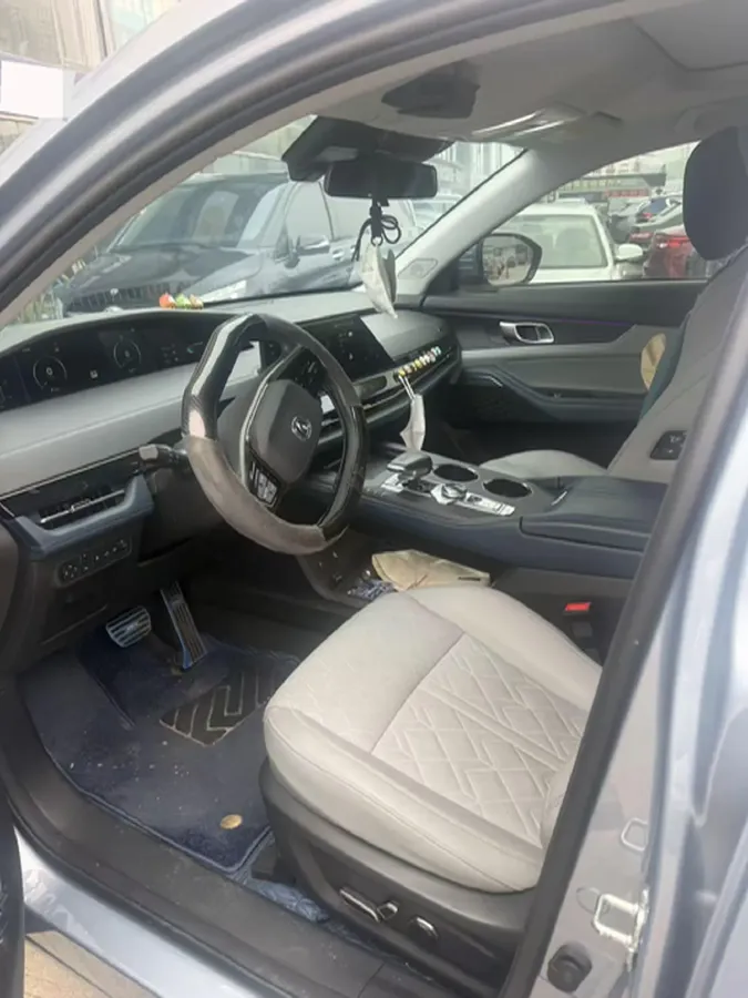 2022 Chevrolet Menlo BEV 61.1KWH,autocango,china used car exporter,china ev exporter,chinese used car exporter,chinese used ev exporter