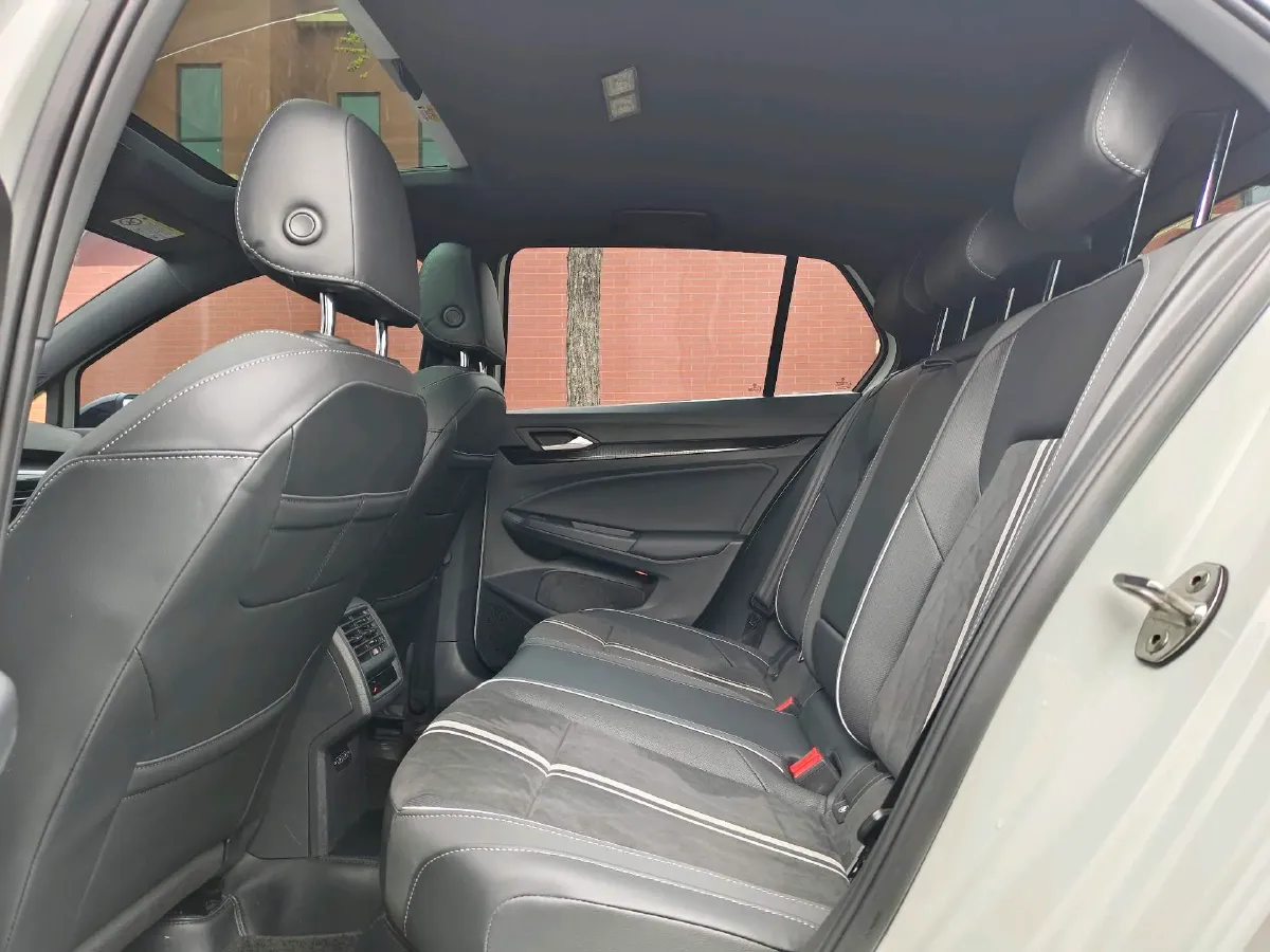 2021 Volkswagen Golf 1.4T 150HP L4 7DCT,autocango,china used car exporter,china ev exporter,chinese used car exporter,chinese used ev exporter