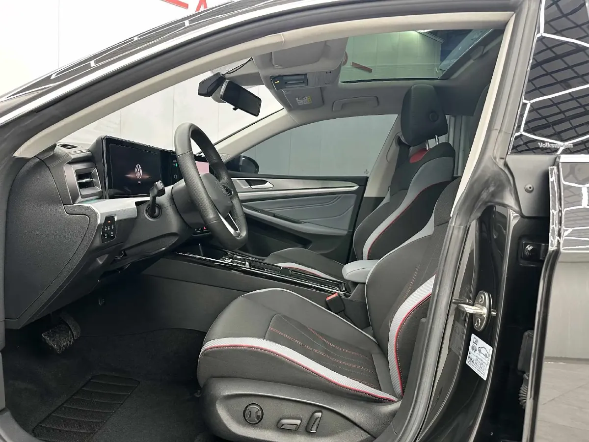 2023 Volkswagen Lamando 1.4T 150HP L4 7DCT,autocango,china used car exporter,china ev exporter,chinese used car exporter,chinese used ev exporter