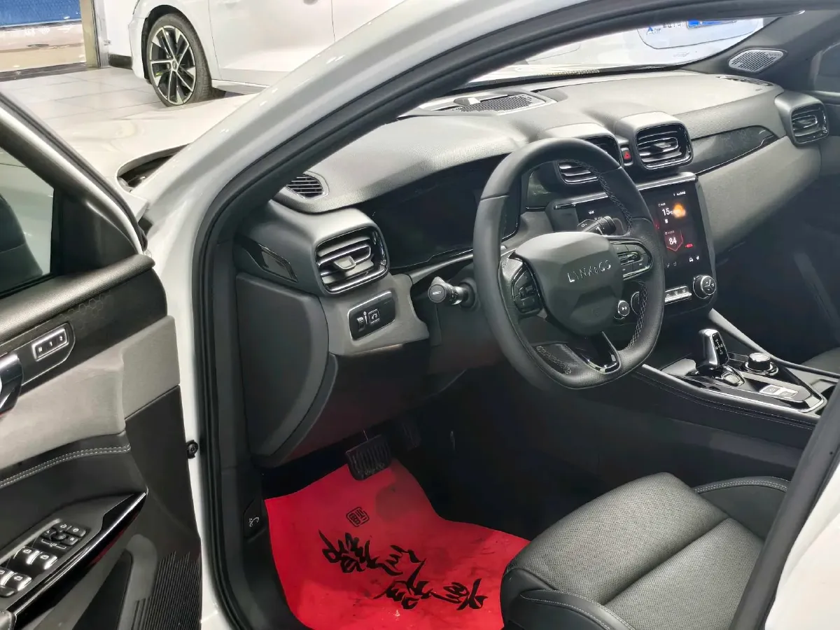 2022 LYNK&CO 03 2.0T 190HP L4 7DCT,autocango,china used car exporter,china ev exporter,chinese used car exporter,chinese used ev exporter