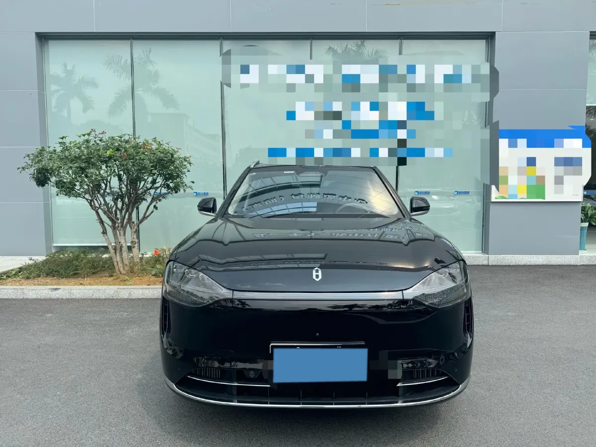 2024 AITO AITO M9 1.5T 152HP L4 REEV 42KWH,autocango,china used car exporter,china ev exporter,chinese used car exporter,chinese used ev exporter