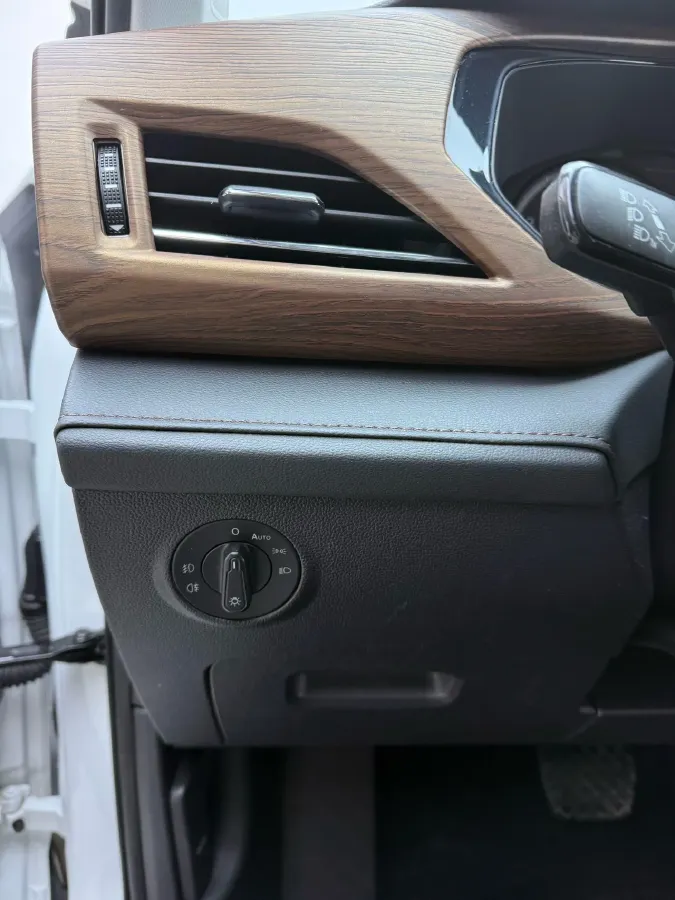 2021 Volkswagen Tharu 1.4T 150HP L4 7DCT,autocango,china used car exporter,china ev exporter,chinese used car exporter,chinese used ev exporter