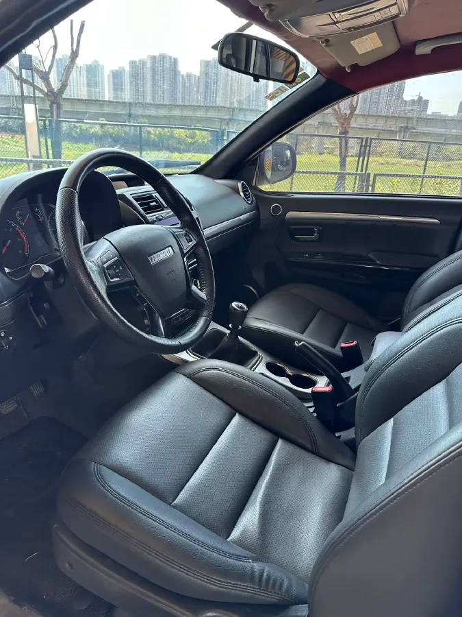 2018 Haval H5 Class 2.0T 150HP L4 6MT,autocango,china used car exporter,china ev exporter,chinese used car exporter,chinese used ev exporter