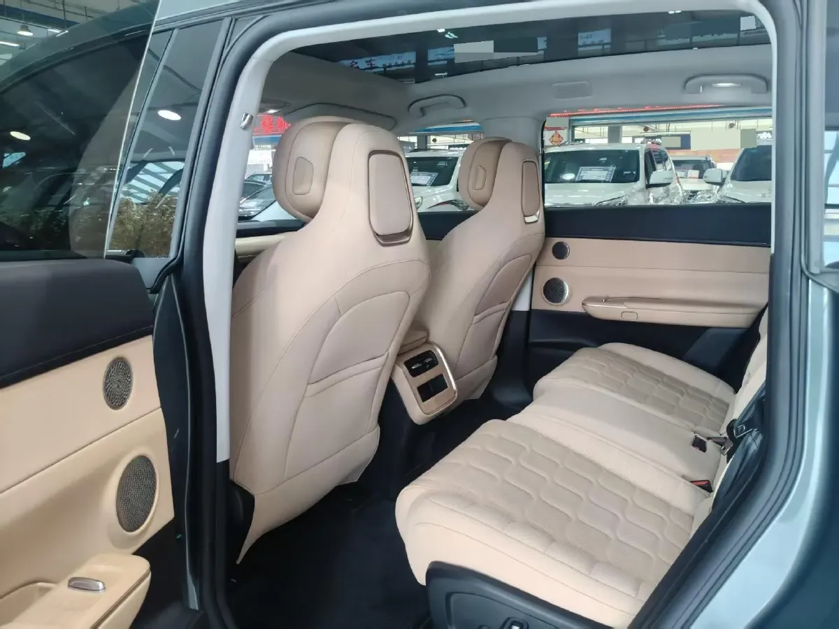 2024 Exceed Sterra ET REEV 156HP REEV 32KWH,autocango,china used car exporter,china ev exporter,chinese used car exporter,chinese used ev exporter