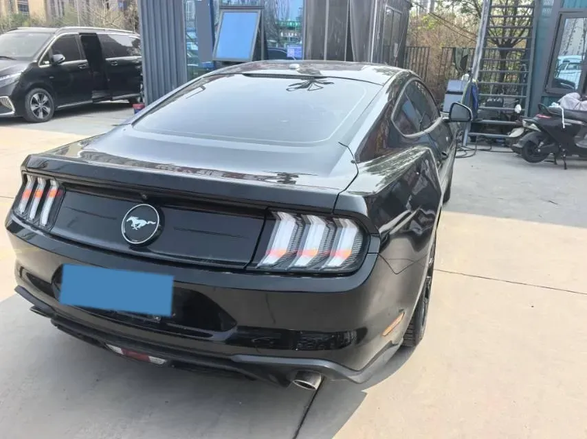 2020 Ford Mustang 2.3T 299HP L4 10AT,autocango,china used car exporter,china ev exporter,chinese used car exporter,chinese used ev exporter