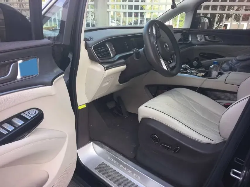 2024 Denza D9 1.5T 139HP L4 E-CVT PHEV 40KWH,autocango,china used car exporter,china ev exporter,chinese used car exporter,chinese used ev exporter