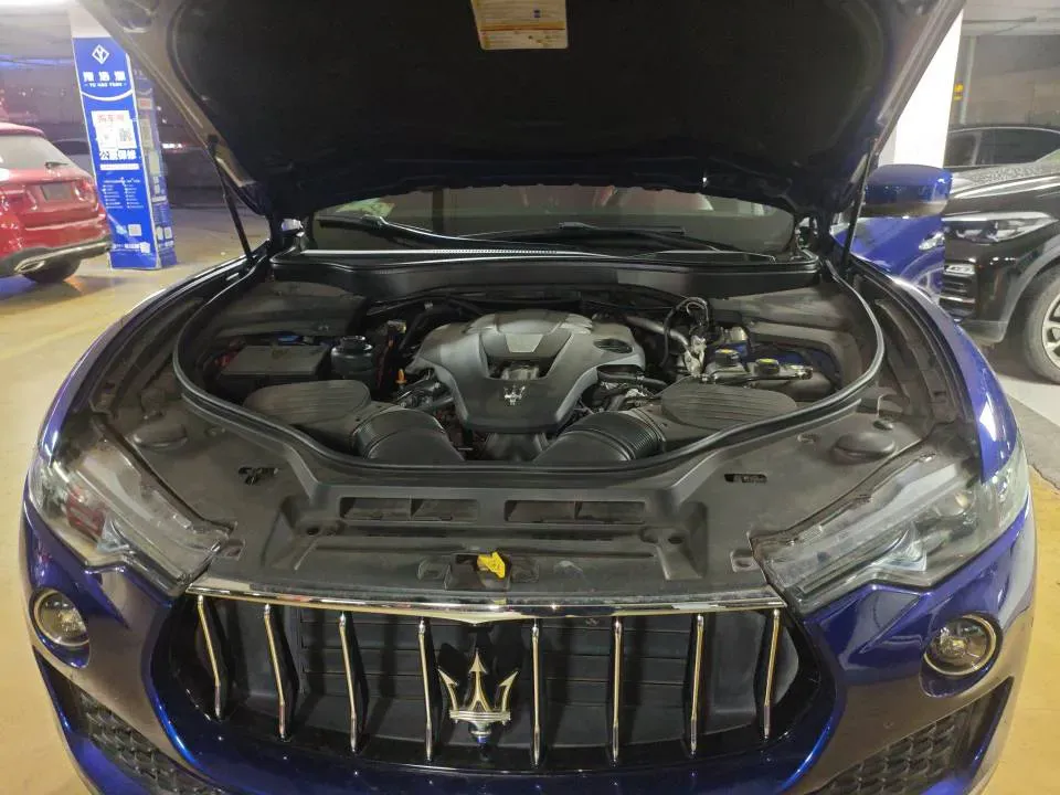 2018 Jaguar XJ 3.0T 340HP V6 8AT,autocango,china used car exporter,china ev exporter,chinese used car exporter,chinese used ev exporter