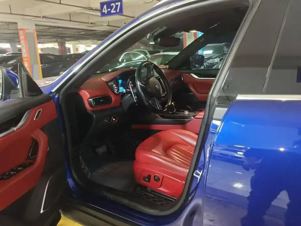 2018 Jaguar XJ 3.0T 340HP V6 8AT,autocango,china used car exporter,china ev exporter,chinese used car exporter,chinese used ev exporter