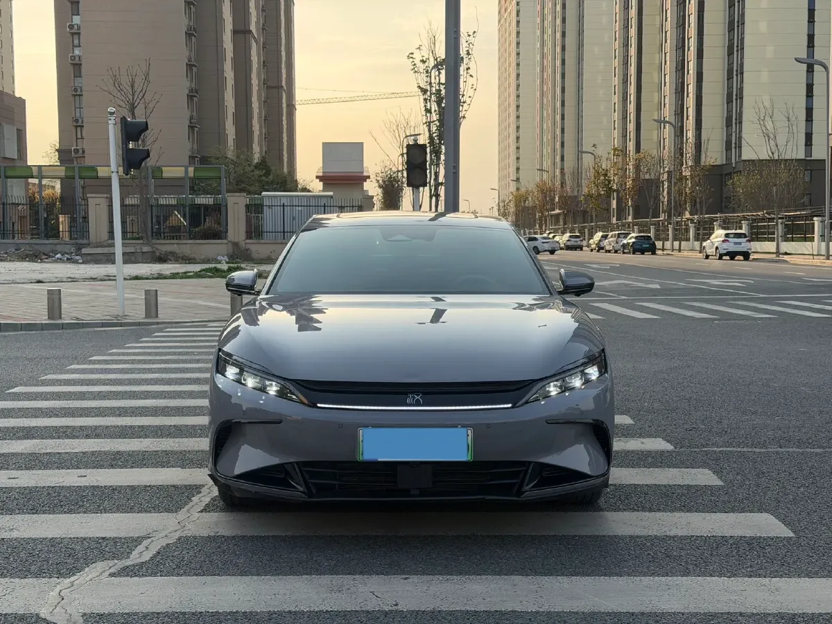 2025 BYD Han 1.5T 156HP L4 E-CVT PHEV,autocango,china used car exporter,china ev exporter,chinese used car exporter,chinese used ev exporter
