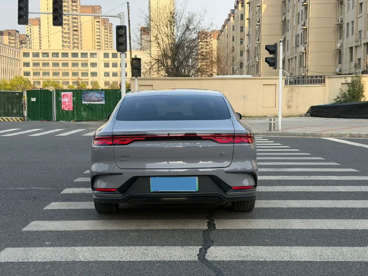 2025 BYD Han 1.5T 156HP L4 E-CVT PHEV,autocango,china used car exporter,china ev exporter,chinese used car exporter,chinese used ev exporter