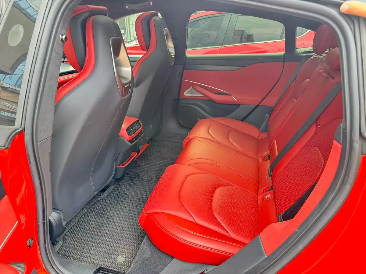 2024 MI SU7 BEV 101KWH,autocango,china used car exporter,china ev exporter,chinese used car exporter,chinese used ev exporter